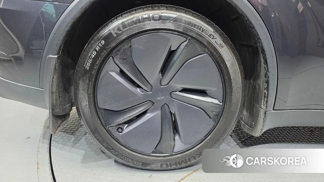 Tesla Model Y id 4353978 из Кореи 13