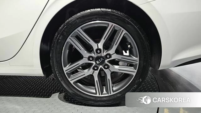 Kia Come New K3 id 4244981 из Кореи 13