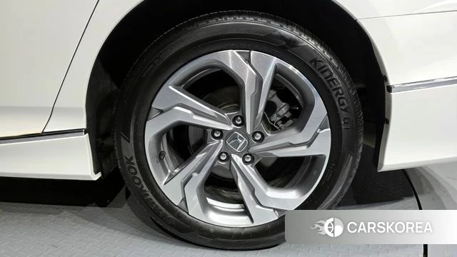 Honda Accord 10th Generation id 4331304 из Кореи 13