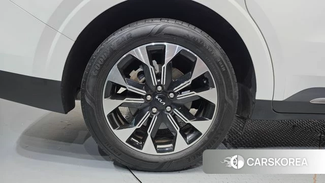 Kia Carnival 4th generation id 4489191 из Кореи 13