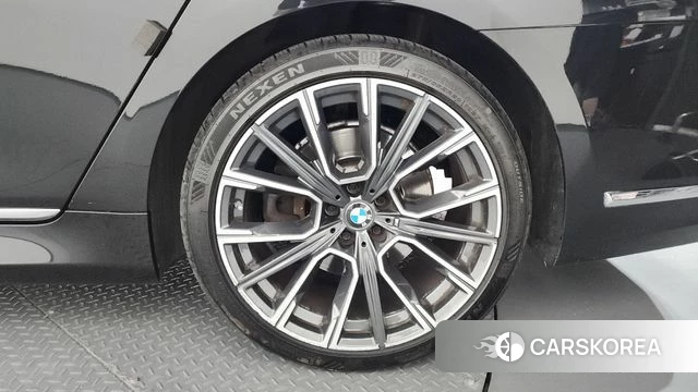 BMW 7 Series (G11) id 4585948 из Кореи 13
