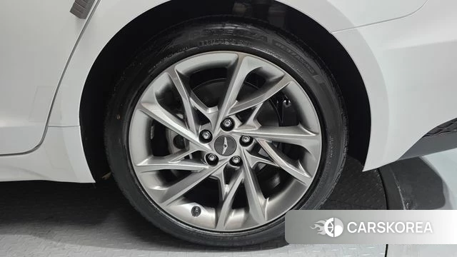 Genesis The New G70 id 4774681 из Кореи 13