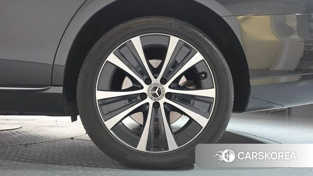 Mercedes-Benz E-Class W213 id 4619559 из Кореи 13