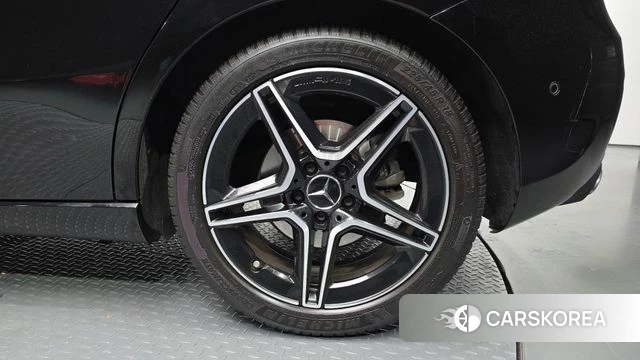Mercedes-Benz A-Class W177 id 4642069 из Кореи 13