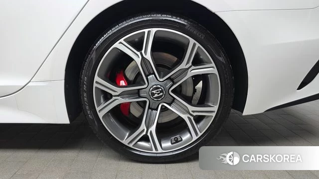 Kia Stinger id 4785289 из Кореи 13