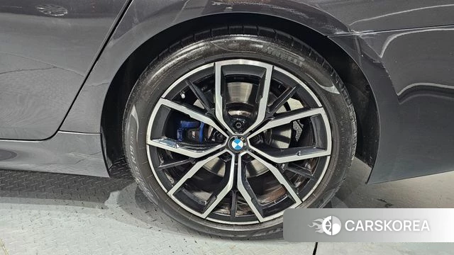 BMW 5 Series (G30) id 4389416 из Кореи 13