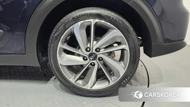 Kia Niro id 4662960 из Кореи 13