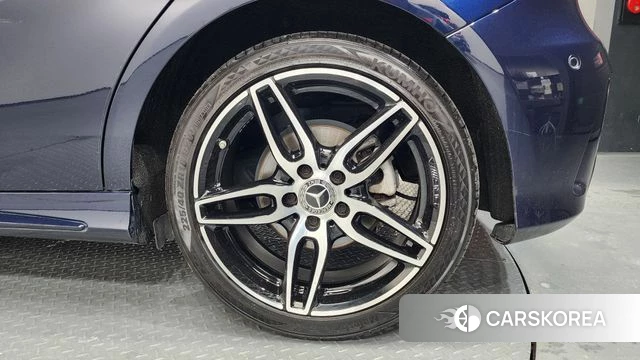 Mercedes-Benz A-Class W176 id 4574620 из Кореи 13