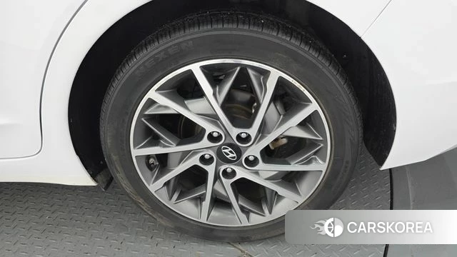 Hyundai The New Avante AD id 4310623 из Кореи 13