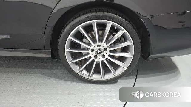 Mercedes-Benz E-Class W213 id 4711719 из Кореи 13