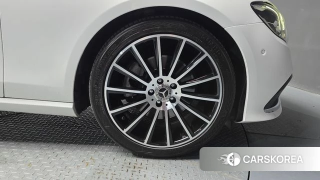 Mercedes-Benz E-Class W213 id 4519134 из Кореи 13