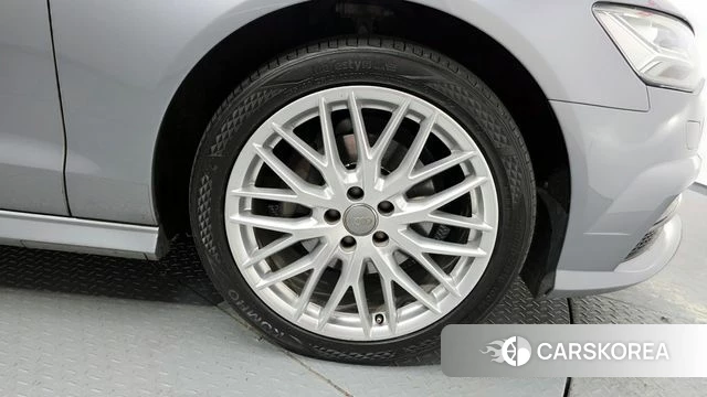 Audi New A6 id 4384855 из Кореи 13