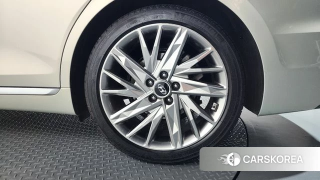 Hyundai The New Grandeur IG id 4268618 из Кореи 13