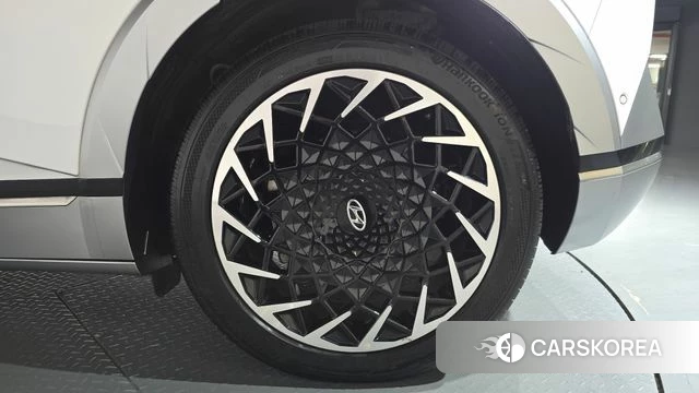 Hyundai Ionic 5 id 4309003 из Кореи 13