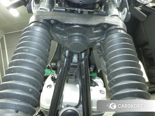 Yamaha BOLT 950R id 4182814 из Японии 13