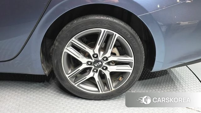 Kia Come New K3 id 4417390 из Кореи 13