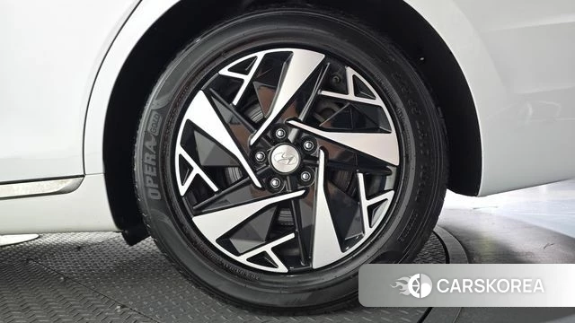 Hyundai The New Grandeur IG Hybrid id 4676565 из Кореи 13