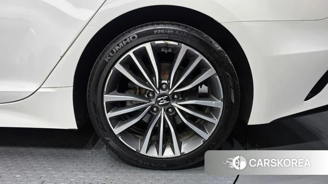 Kia Stinger id 4568645 из Кореи 13
