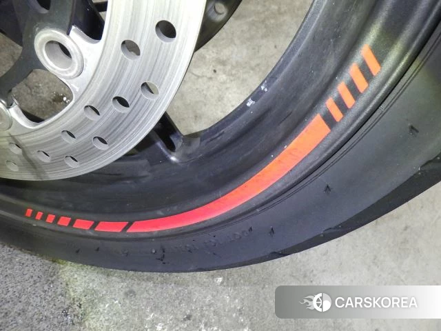 Honda CB1300SF id 3950039 из Японии 13