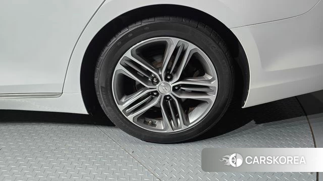 Hyundai Grandeur IG id 4708990 из Кореи 13