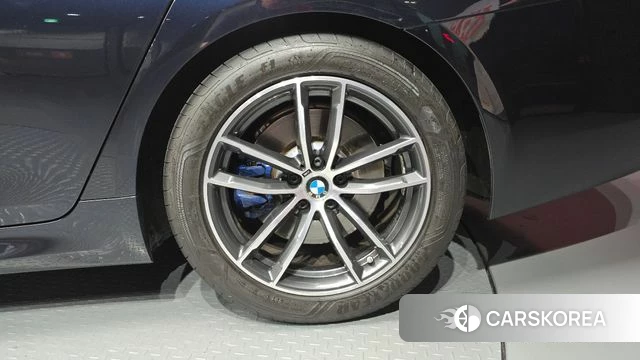 BMW 5 Series (G30) id 4541877 из Кореи 13