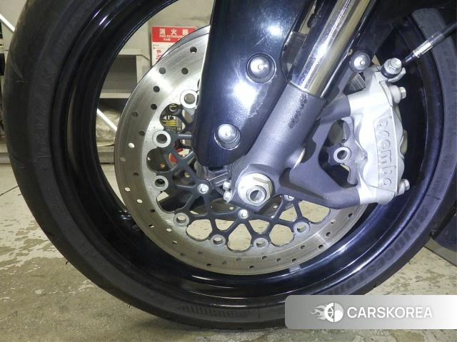 Suzuki GSX-R750 id 4183535 из Японии 13