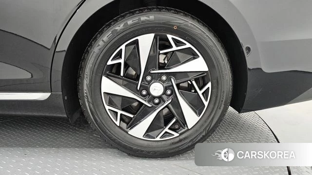 Hyundai The New Grandeur IG Hybrid id 4731881 из Кореи 13