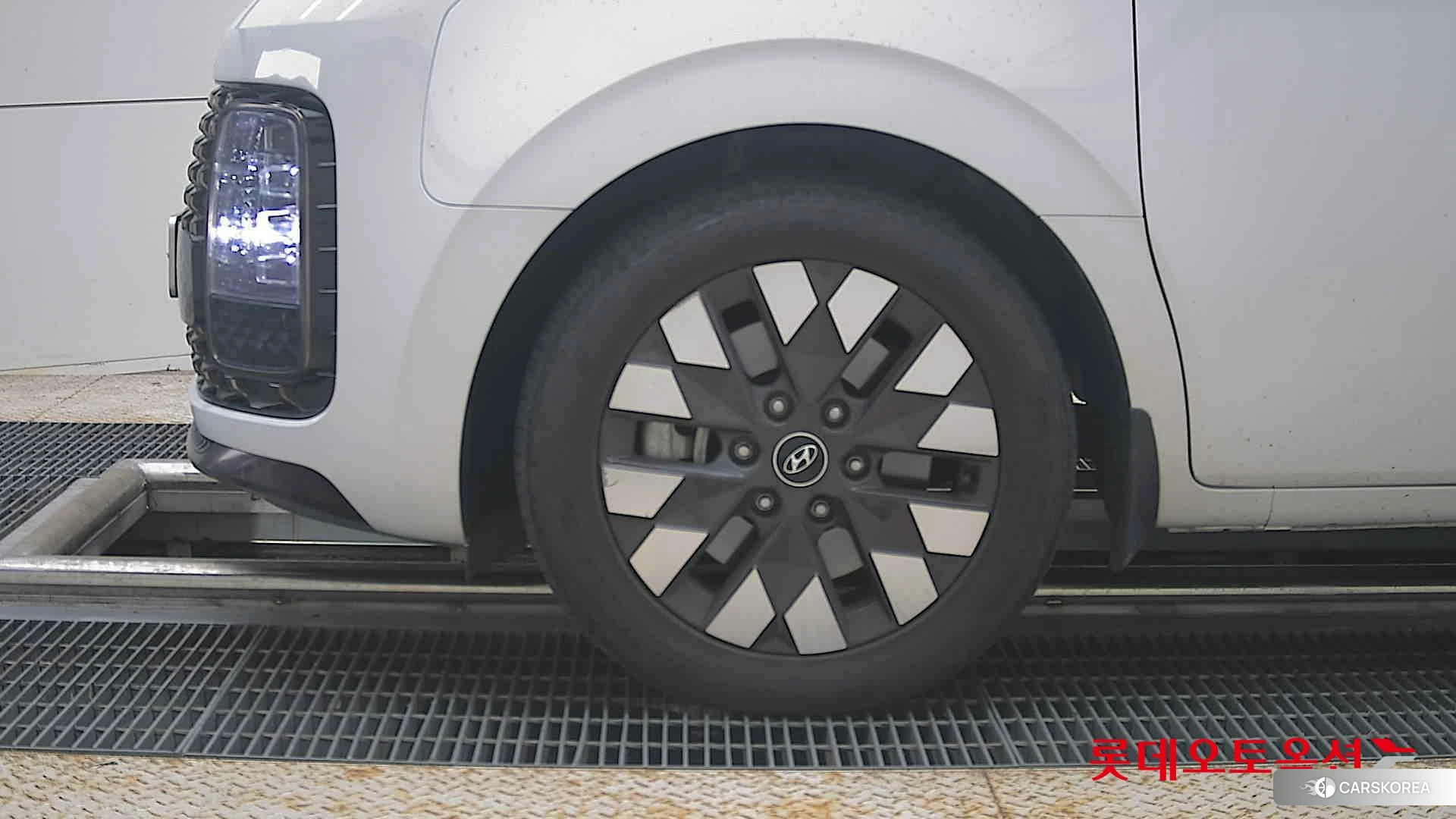 Hyundai Staria Lounge id 4674129 из Кореи 13