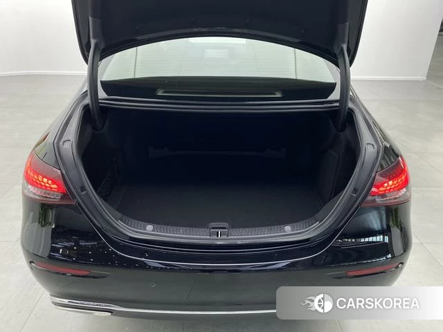 Mercedes-Benz E-class id 3816871 из Китая 13