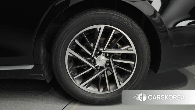 Hyundai The New Grandeur IG id 4855476 из Кореи 13