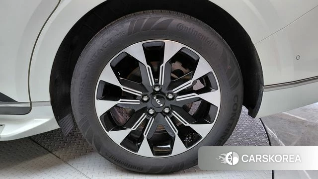 Kia Carnival 4th generation id 4414721 из Кореи 13