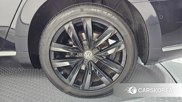 Volkswagen Arteon id 4698380 из Кореи 13