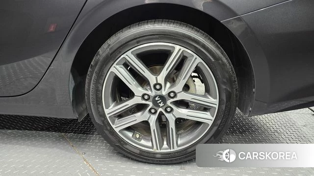 Kia Come New K3 id 4795019 из Кореи 13