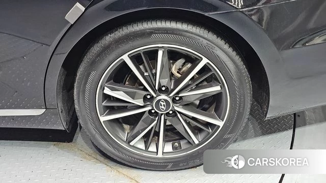 Hyundai The New Grandeur IG id 4608981 из Кореи 13