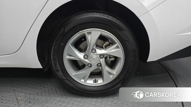 Hyundai Avante (CN7) id 4480982 из Кореи 13