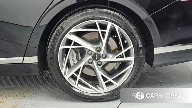 Genesis G90 (RS4) id 4721006 из Кореи 13