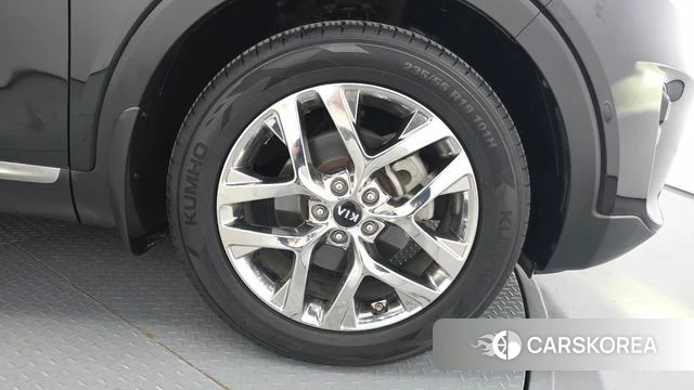 Kia The New Sorento id 4698419 из Кореи 13