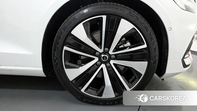 Volvo S60 3rd generation id 4442190 из Кореи 13