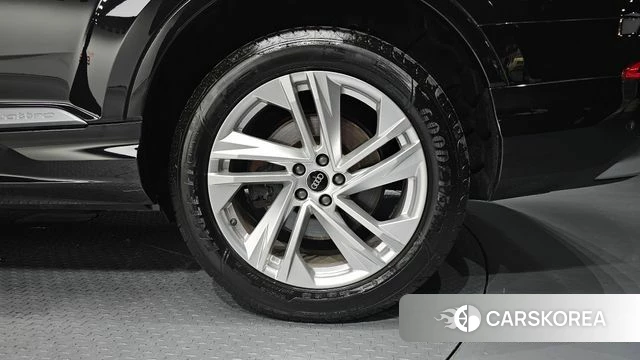 Audi Q7 (4M) id 4618769 из Кореи 13