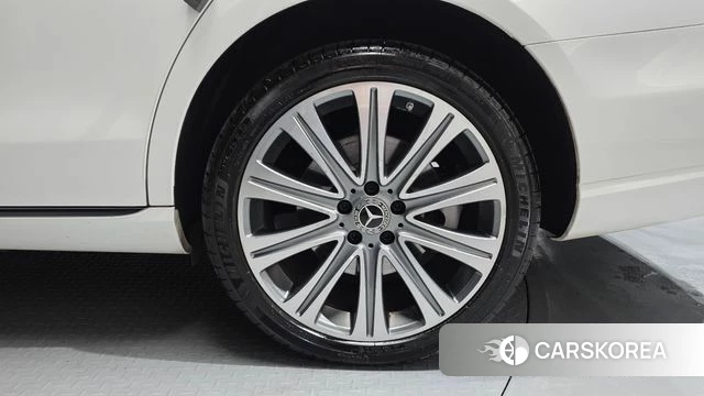Mercedes-Benz E-Class W213 id 4302989 из Кореи 13