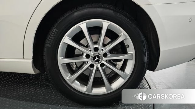 Mercedes-Benz A-Class W177 id 4294181 из Кореи 13