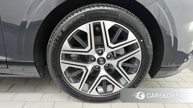 Hyundai Grandeur Hybrid (GN7) id 4408760 из Кореи 13