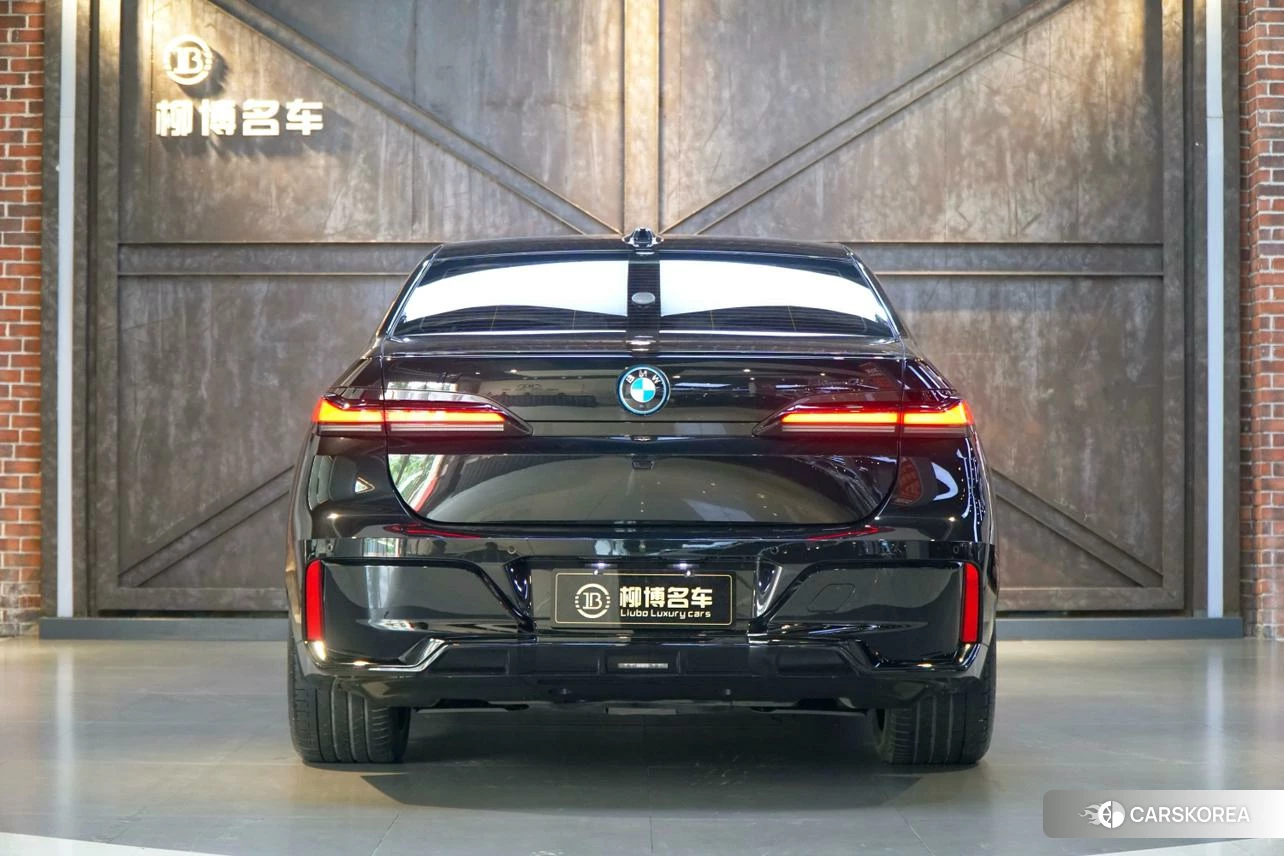 BMW i7 id 4485284 из Китая 13
