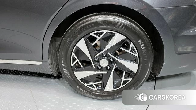 Hyundai The New Grandeur IG Hybrid id 4195271 из Кореи 13