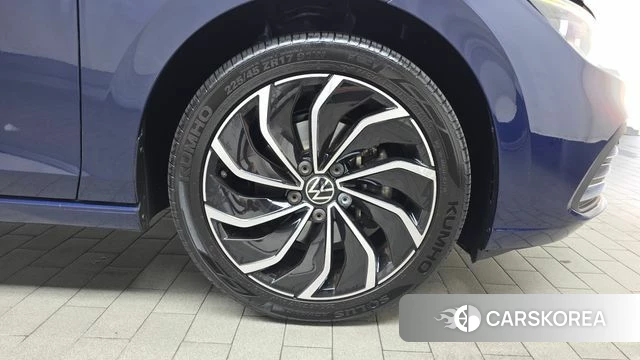 Volkswagen Golf 8th Generation id 4541557 из Кореи 13