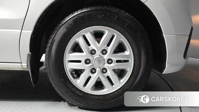 Hyundai The New Grand Starex id 4435629 из Кореи 13
