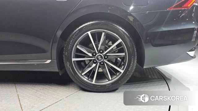 Hyundai The New Grandeur IG id 4518438 из Кореи 13