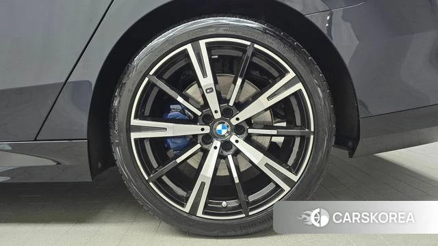 BMW 5 Series (G60) id 4655343 из Кореи 13