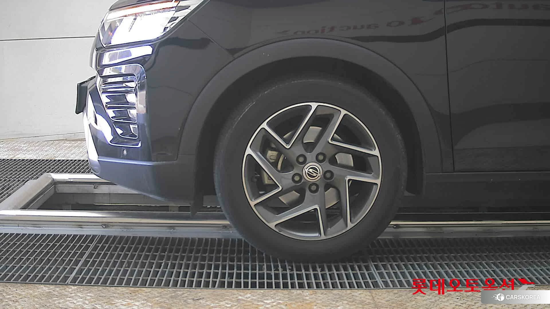 SsangYong Tivoli Air id 3882199 из Кореи 13