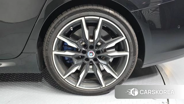 BMW 8 Series (G15) id 4223505 из Кореи 13
